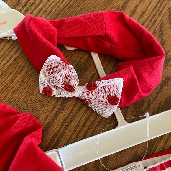 SOLD - NWT Three-Piece Holiday Outfit Set 3T - Picture 6 of 8